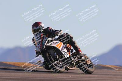 media/Nov-06-2023-Moto Forza (Mon) [[ce023d0744]]/3-Intermediate Group/Session 5 (Turn 9)/
